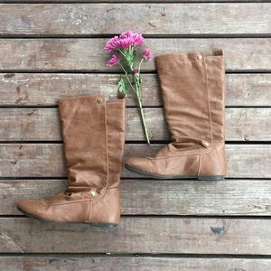 X-Appeal brown boots
